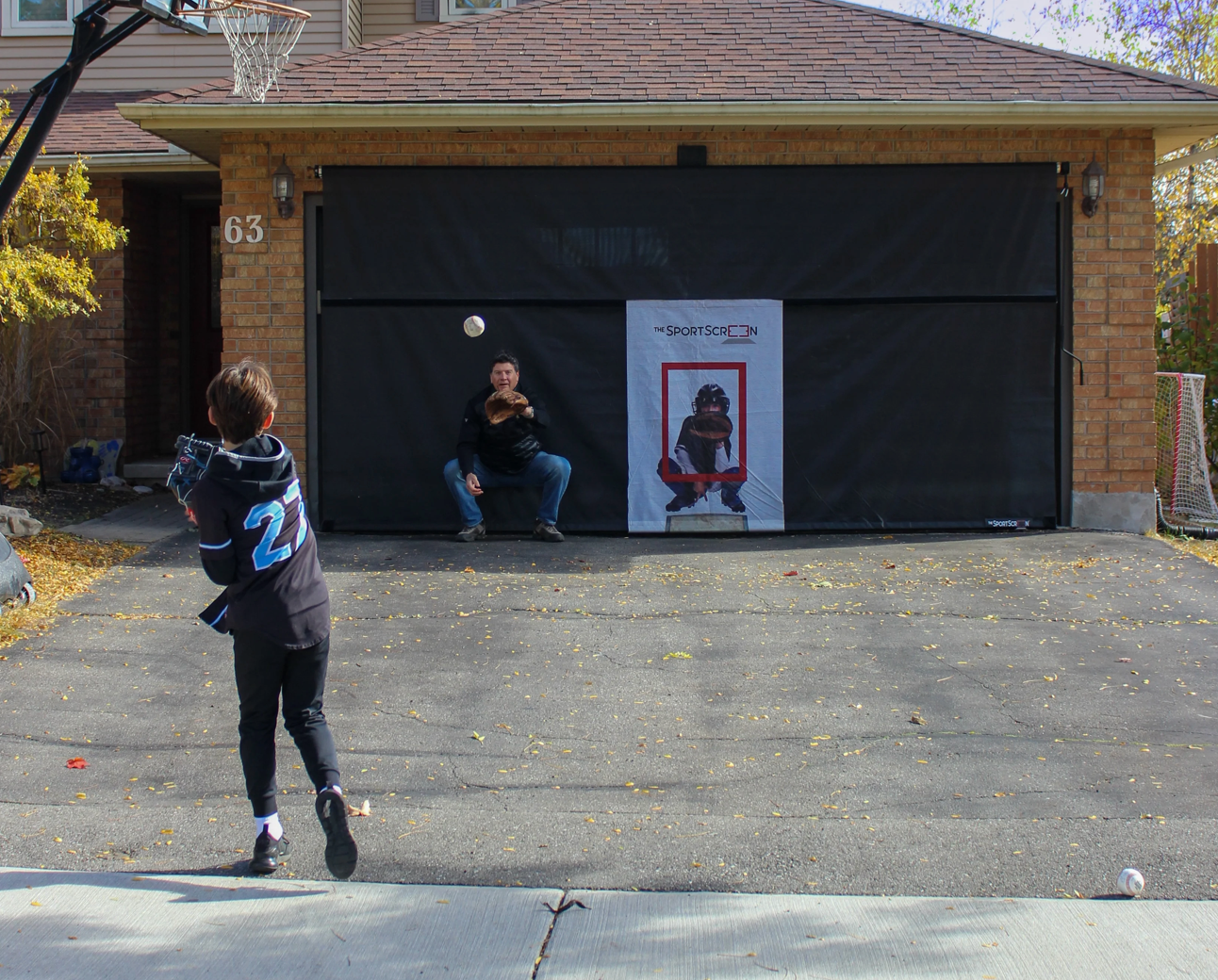 SportScreen- 16 ft. (Hand Crank)